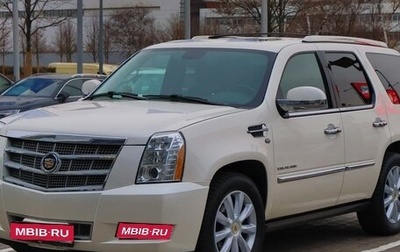 Cadillac Escalade III, 2013 год, 2 680 000 рублей, 1 фотография