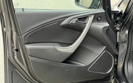 Opel Astra J, 2011 год, 870 000 рублей, 9 фотография