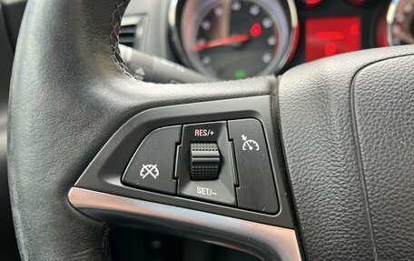 Opel Astra J, 2011 год, 870 000 рублей, 17 фотография