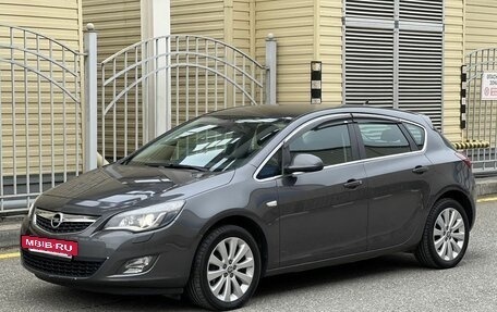 Opel Astra J, 2011 год, 870 000 рублей, 4 фотография