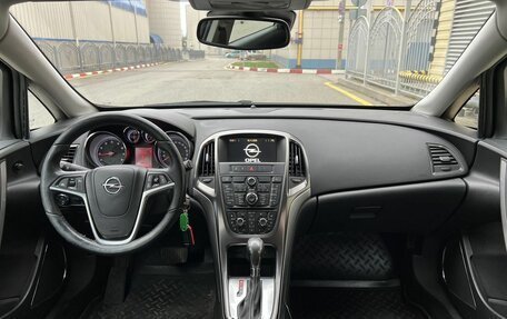 Opel Astra J, 2011 год, 870 000 рублей, 20 фотография