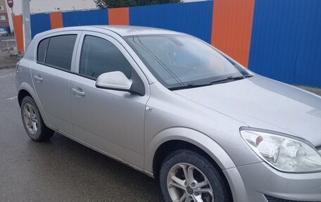 Opel Astra J, 2012 год, 670 000 рублей, 2 фотография