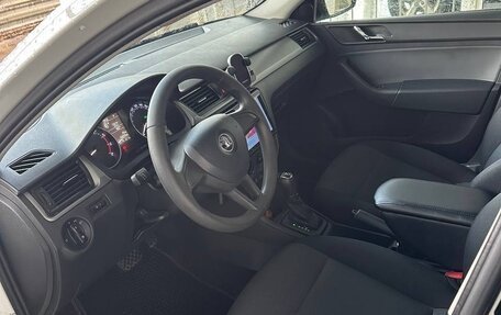 Skoda Rapid I, 2017 год, 1 100 000 рублей, 5 фотография