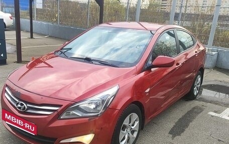 Hyundai Solaris II рестайлинг, 2015 год, 830 000 рублей, 3 фотография