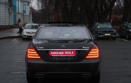 Mercedes-Benz S-Класс, 2012 год, 2 500 000 рублей, 8 фотография