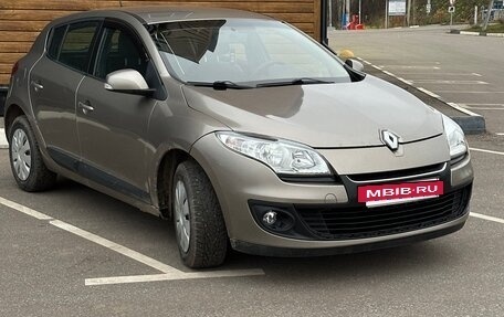 Renault Megane III, 2012 год, 600 000 рублей, 2 фотография