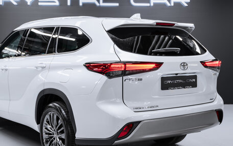 Toyota Highlander, 2025 год, 6 050 000 рублей, 10 фотография