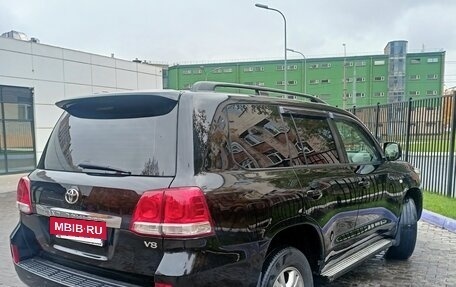 Toyota Land Cruiser 200, 2008 год, 2 650 000 рублей, 8 фотография