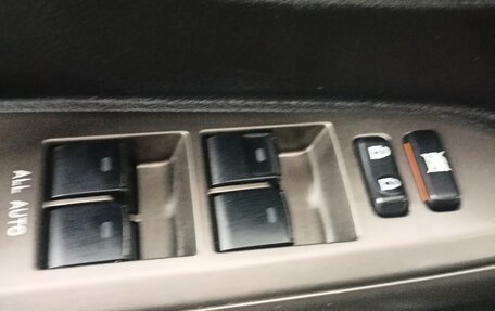 Toyota Land Cruiser 200, 2008 год, 2 650 000 рублей, 12 фотография