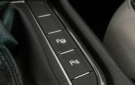 Volkswagen Tiguan II, 2019 год, 2 847 000 рублей, 14 фотография