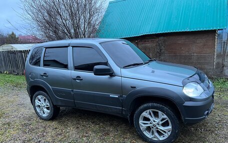 Chevrolet Niva I рестайлинг, 2012 год, 390 000 рублей, 2 фотография