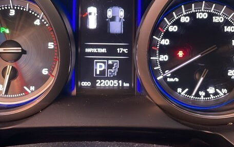 Toyota Land Cruiser Prado 150 рестайлинг 2, 2016 год, 3 100 000 рублей, 9 фотография