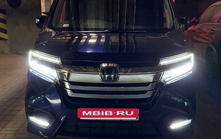 Honda Stepwgn IV, 2021 год, 2 730 000 рублей, 3 фотография