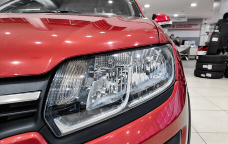 Renault Sandero II рестайлинг, 2018 год, 1 050 000 рублей, 20 фотография