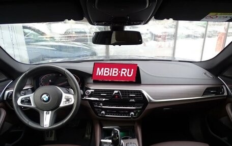 BMW 5 серия, 2019 год, 4 750 000 рублей, 12 фотография