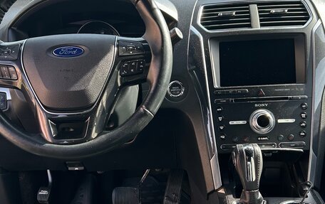 Ford Explorer VI, 2018 год, 3 300 000 рублей, 10 фотография