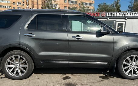Ford Explorer VI, 2018 год, 3 300 000 рублей, 12 фотография