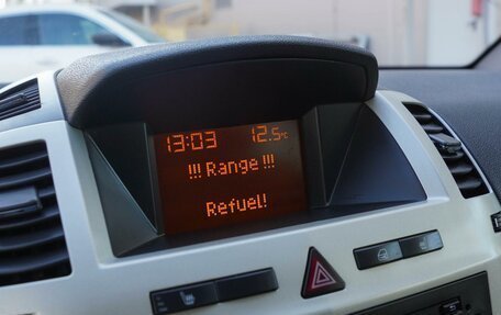 Opel Zafira B, 2008 год, 750 000 рублей, 15 фотография