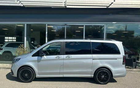Mercedes-Benz V-Класс, 2025 год, 14 690 000 рублей, 2 фотография