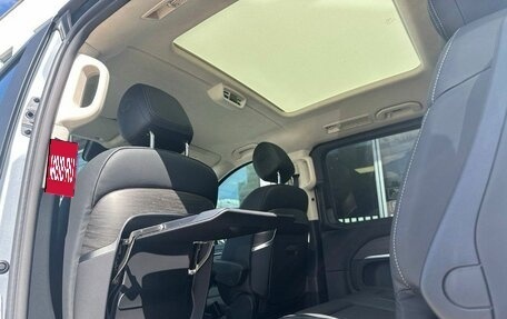 Mercedes-Benz V-Класс, 2025 год, 14 690 000 рублей, 20 фотография