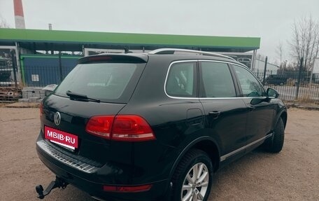 Volkswagen Touareg III, 2011 год, 2 490 000 рублей, 4 фотография
