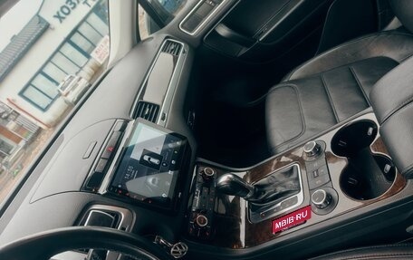 Volkswagen Touareg III, 2011 год, 2 490 000 рублей, 5 фотография