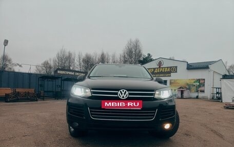 Volkswagen Touareg III, 2011 год, 2 490 000 рублей, 9 фотография