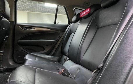 Opel Insignia II рестайлинг, 2017 год, 1 933 000 рублей, 12 фотография