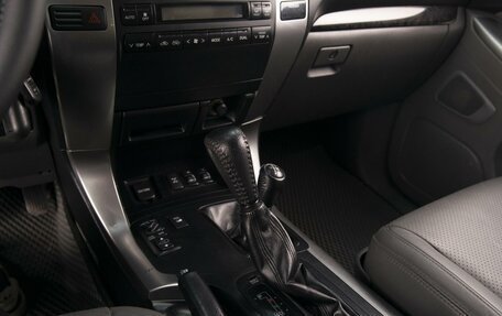 Toyota Land Cruiser Prado 120 рестайлинг, 2008 год, 2 700 000 рублей, 15 фотография