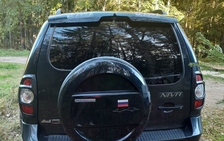 Chevrolet Niva I рестайлинг, 2011 год, 500 000 рублей, 3 фотография