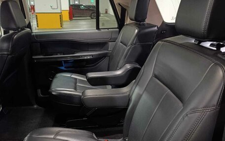 Ford Expedition, 2022 год, 10 000 000 рублей, 26 фотография