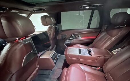 Land Rover Range Rover IV рестайлинг, 2023 год, 22 000 000 рублей, 6 фотография