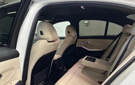 BMW 3 серия, 2021 год, 5 000 000 рублей, 12 фотография