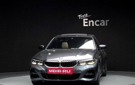 BMW 3 серия, 2022 год, 2 610 000 рублей, 3 фотография