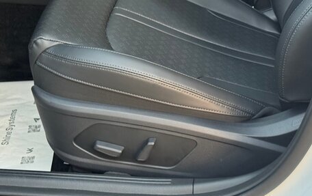 KIA K5, 2025 год, 2 900 000 рублей, 28 фотография