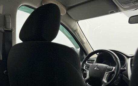 Mitsubishi Pajero Sport III рестайлинг, 2019 год, 2 999 000 рублей, 19 фотография