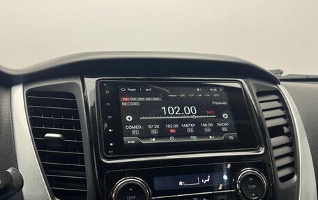 Mitsubishi Pajero Sport III рестайлинг, 2019 год, 2 999 000 рублей, 16 фотография