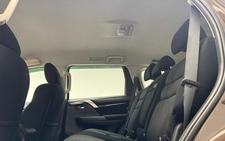 Mitsubishi Pajero Sport III рестайлинг, 2019 год, 2 999 000 рублей, 11 фотография