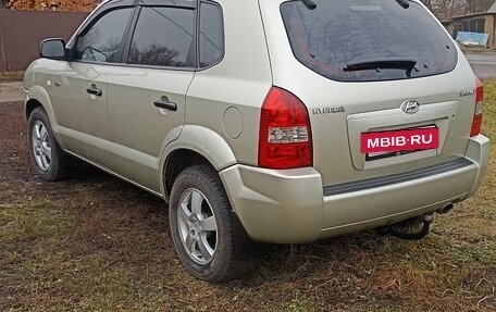 Hyundai Tucson III, 2007 год, 835 000 рублей, 6 фотография