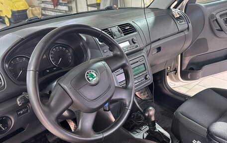 Skoda Fabia II, 2012 год, 950 000 рублей, 6 фотография