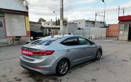Hyundai Elantra VI рестайлинг, 2017 год, 1 400 000 рублей, 4 фотография