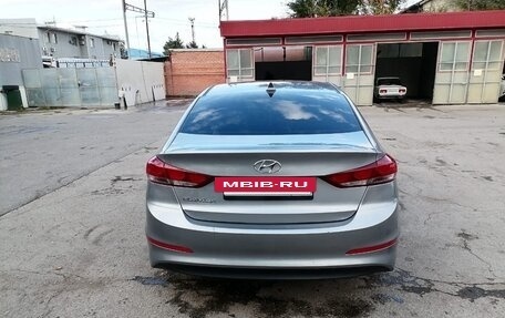 Hyundai Elantra VI рестайлинг, 2017 год, 1 400 000 рублей, 5 фотография