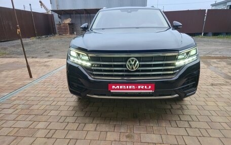 Volkswagen Touareg III, 2019 год, 5 100 000 рублей, 2 фотография