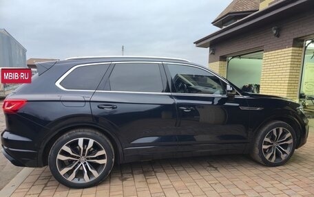 Volkswagen Touareg III, 2019 год, 5 100 000 рублей, 4 фотография