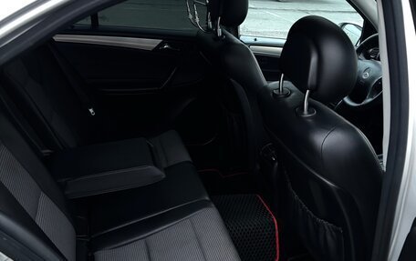 Mercedes-Benz C-Класс, 2004 год, 1 000 000 рублей, 12 фотография