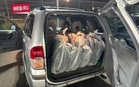 Toyota RAV4, 2002 год, 770 000 рублей, 11 фотография