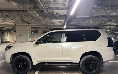 Toyota Land Cruiser Prado 150 рестайлинг 2, 2020 год, 6 300 000 рублей, 5 фотография