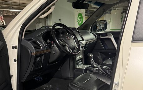 Toyota Land Cruiser Prado 150 рестайлинг 2, 2020 год, 6 300 000 рублей, 9 фотография