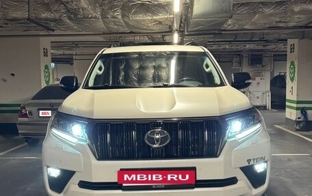 Toyota Land Cruiser Prado 150 рестайлинг 2, 2020 год, 6 300 000 рублей, 2 фотография