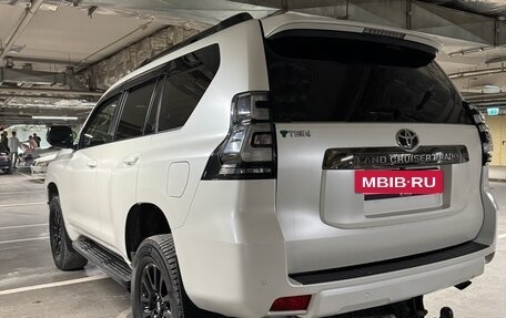 Toyota Land Cruiser Prado 150 рестайлинг 2, 2020 год, 6 300 000 рублей, 6 фотография